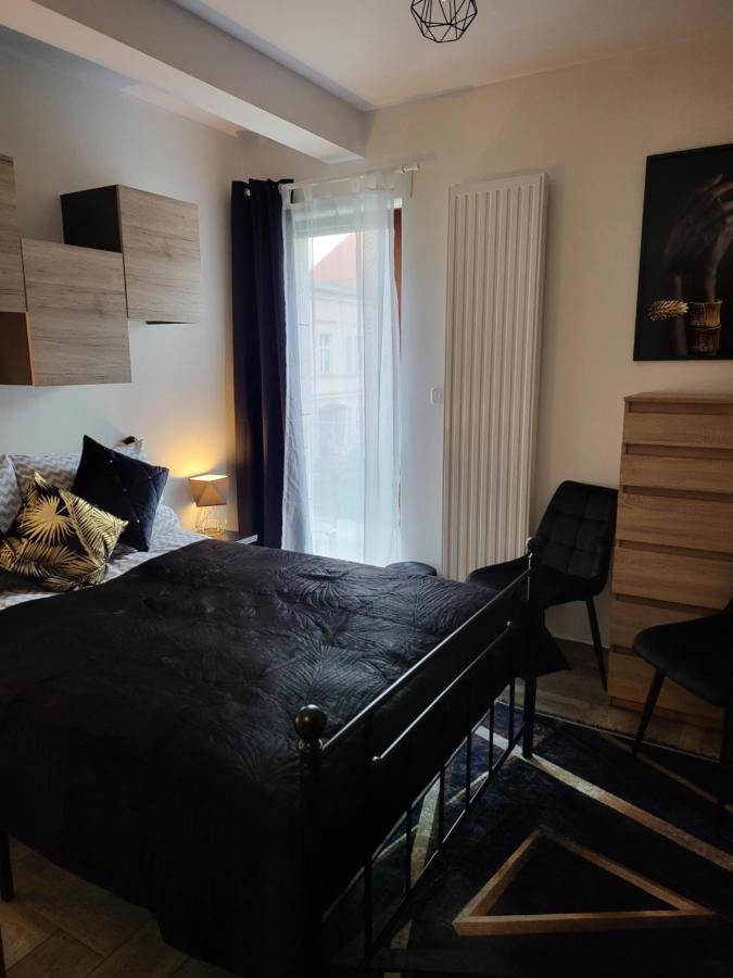 Moon Apartments พอซนาน ภายนอก รูปภาพ